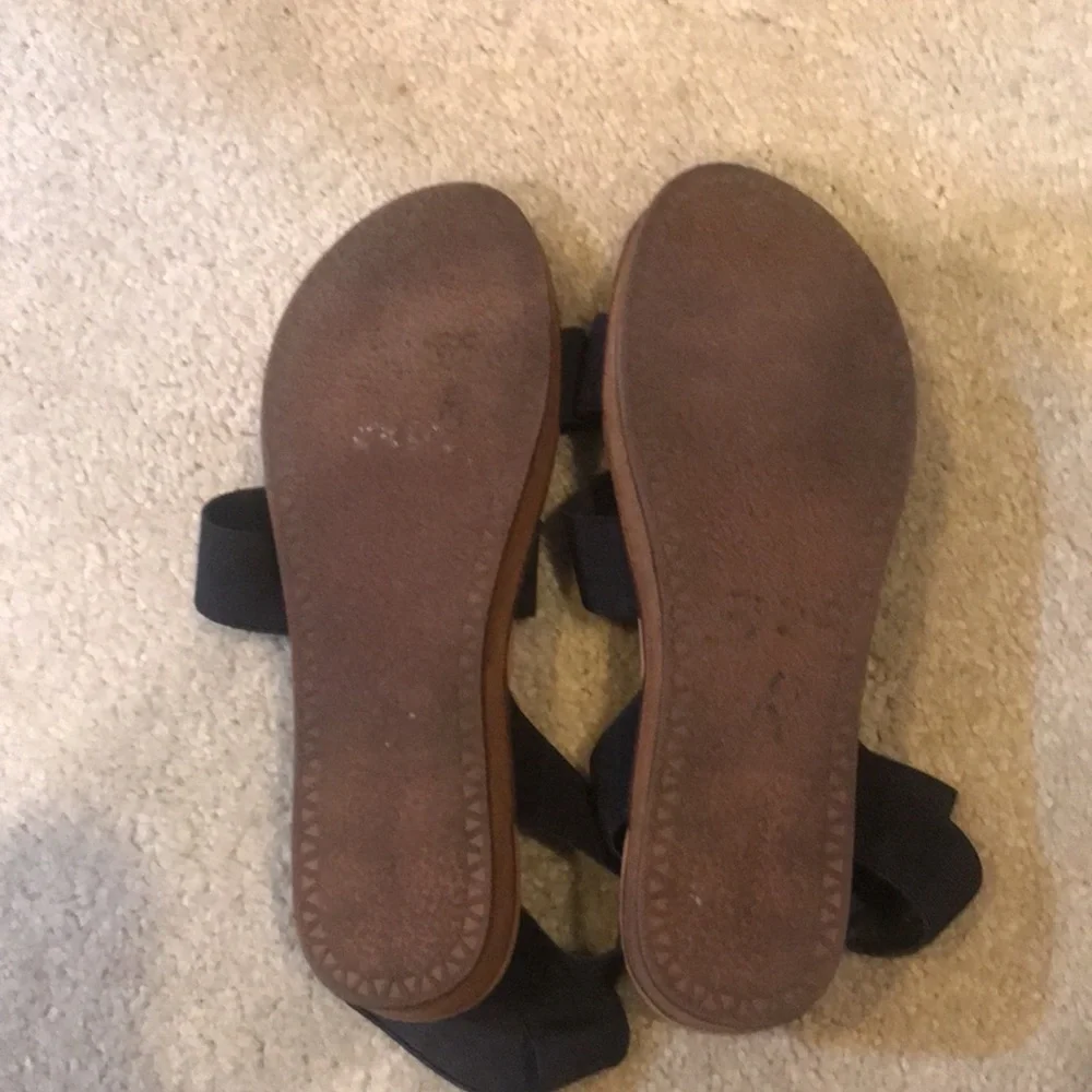 STEVE MADDEN Vonte Black Stretch Fabric Sandals-with Brown Heel-Size 9M